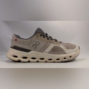 On Cloud Swiss Engineering Size 9.5 Men’s
